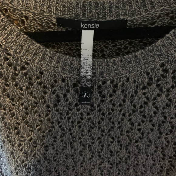 NWOT Kensie acrylic knit sweater - Picture 3 of 5